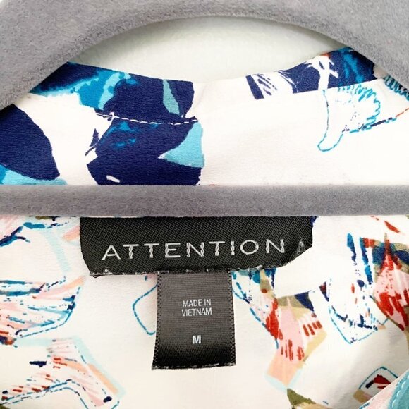 5/$25 Attention bold spring florals lightweight flowy long sleeve collared top - Picture 3 of 7